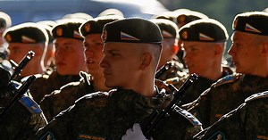 ウクライナ亡命の元兵士射殺される、ロシア高官「裏切り者」の帰結