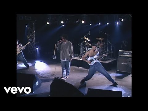 Rage Against The Machine - Bombtrack (Live Soundstage performance - 1992)