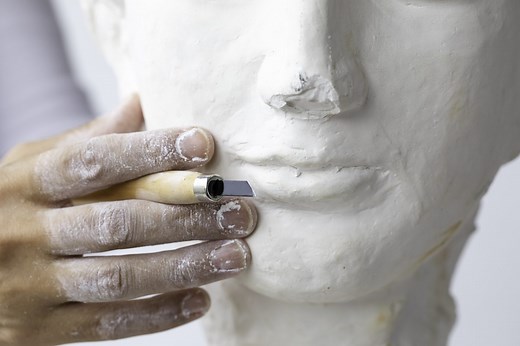 3D art and how to sculpt - BBC Bitesize