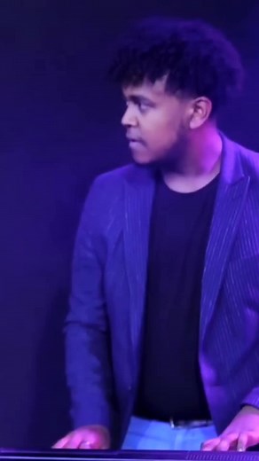 ሳሚ እራስ ወንበር እንዴት ይኖርልኝ?