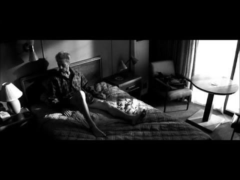 Memento - Opening Titles/Scene