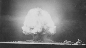 Haunting Footage of The Aftermath of Hiroshima and Osaka