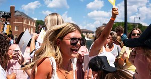 C'est quoi le Bama rush, ce jeu pour étudiantes sur TikTok ?