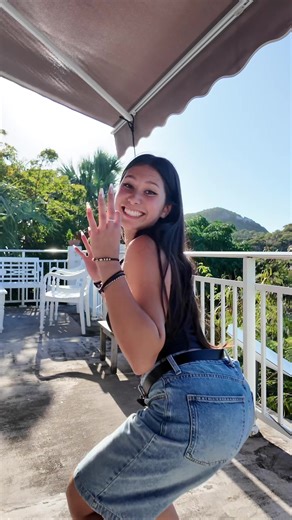 Vidéos de Alizee.yt (@alizee.yt) avec son original - Alizee.yt