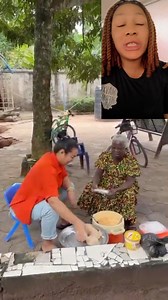 So beautiful to watch,our oyibo wife cooking moi moi in our native way. | Ada nsukka comedy