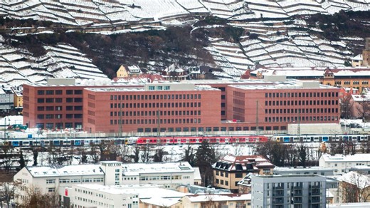 Hochschule Esslingen: Geduld statt Champagner – Warum es mit dem neuen Campus länger dauert - Esslinger Zeitung