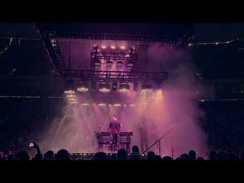 Nine Inch Nails "Closer (B Stage Remix w/Boys Noize)" Live