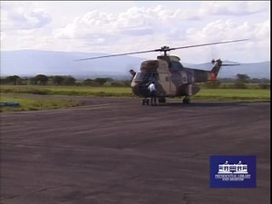 At the end of his tenure in 2002, President Daniel arap Moi says an emotional goodbye to some of his staff before boarding a military chopper to carry him from State House to Kabarak as he started his retirement after 24 years of service. #DANIELARAPMOI | Presidential Library and Museum