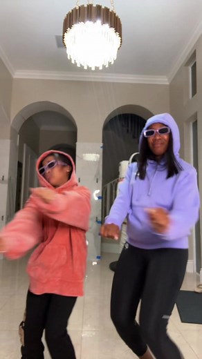 Boom 💥 Boom 💥 @therushgirls