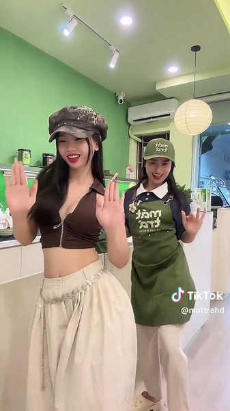 Mát Trà: Gặp Gỡ Chị Khách Cùng Gu Thích Nhất