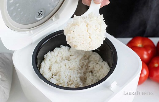 Rice Cooker Rice Ratio & Recipe Rice Cooker Rice: Ratios, Servings, & Recipe