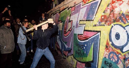 1980s: Fashion, Movies & Politics | HISTORY