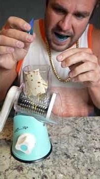 This tortilla hack is insane #foodtrick #experiment