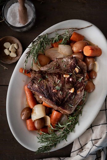 How to Cook A Classic Tender Rump Roast