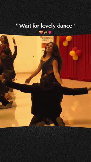 Ishq wala love...💫💝 || Couples dance#shorts#dance#lyrics