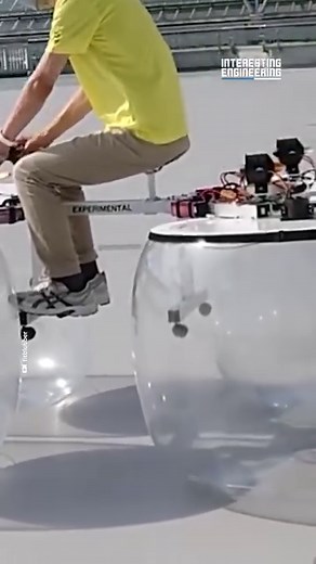 Check out this incredible hovercraft that was made with common components you can find anywhere. | Interesting Engineering