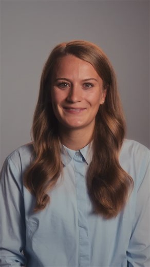 Dr. Dr. Stephan Roth • Dr. Giulia Zimmer on Instagram: "Wir stellen vor: Dr. Giulia Zimmer – offiziell schon lange Teil unseres Teams, jetzt endlich auch hier auf Social Media! Dr. Giulia ist bereits seit dem letzten Jahr in unserer Praxis Dr. Dr. Stephan Roth & Kollegen in München tätig und bereichert unser Team mit großer fachlicher Expertise und Leidenschaft. Nach ihrem Studium und der Promotion an der Medizinischen Hochschule Hannover hat sie sich auf Oralchirurgie, Implantologie, Parodontol